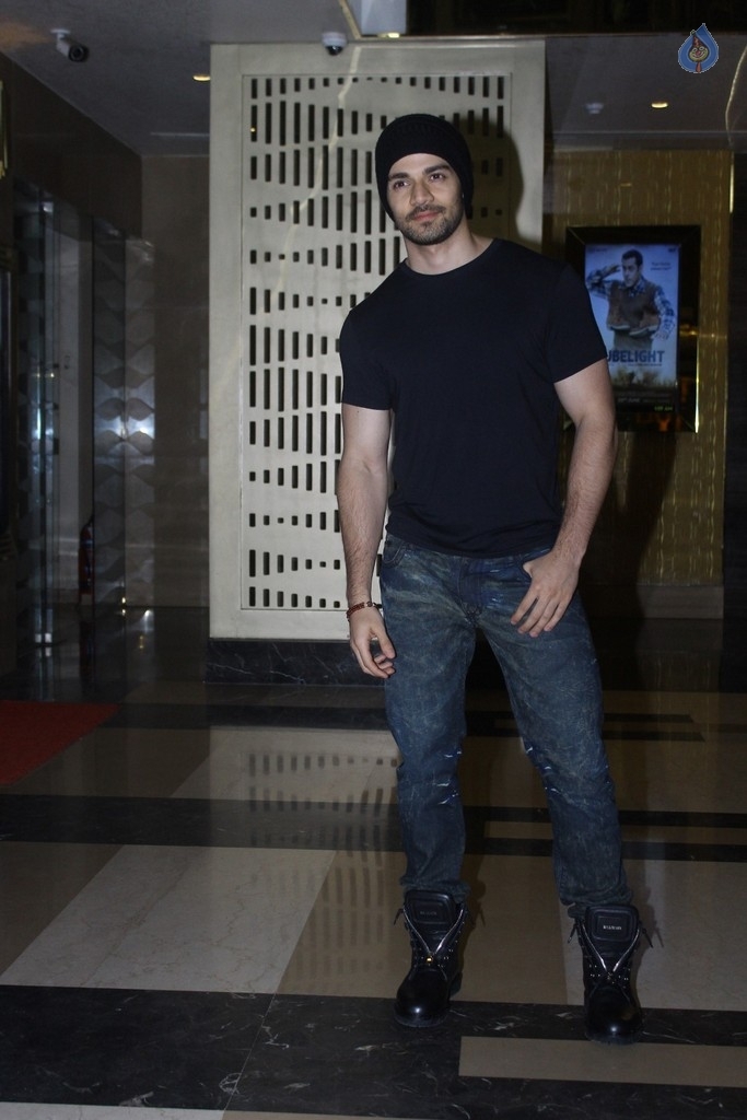 Salman Khan Tubelight Special Screening Photos - 17 / 60 photos