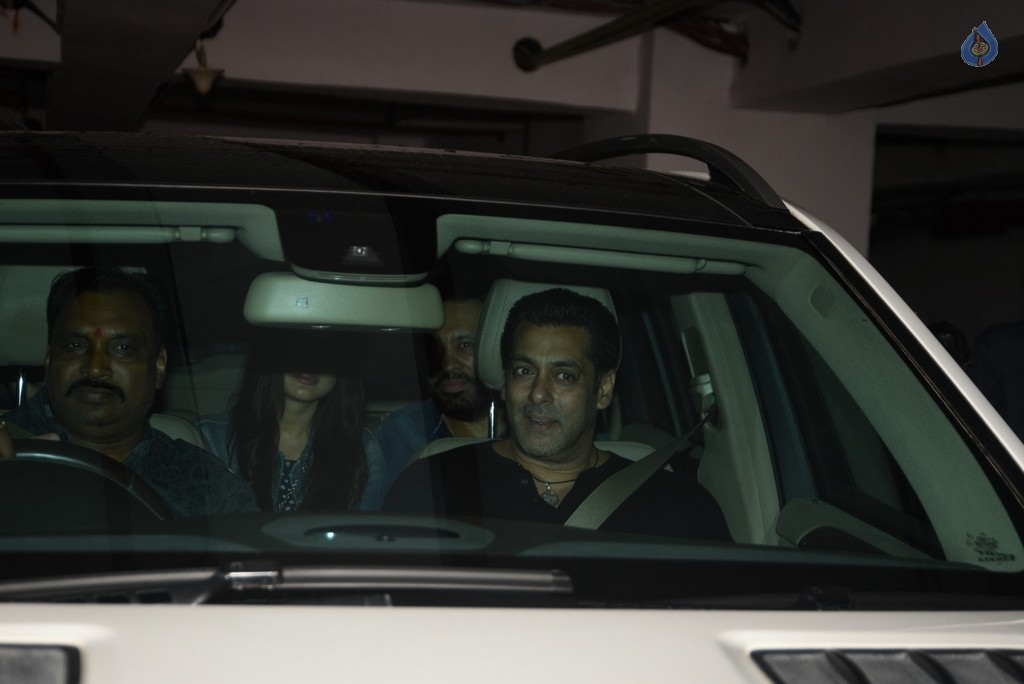 Salman Khan Tubelight Special Screening Photos - 19 / 60 photos