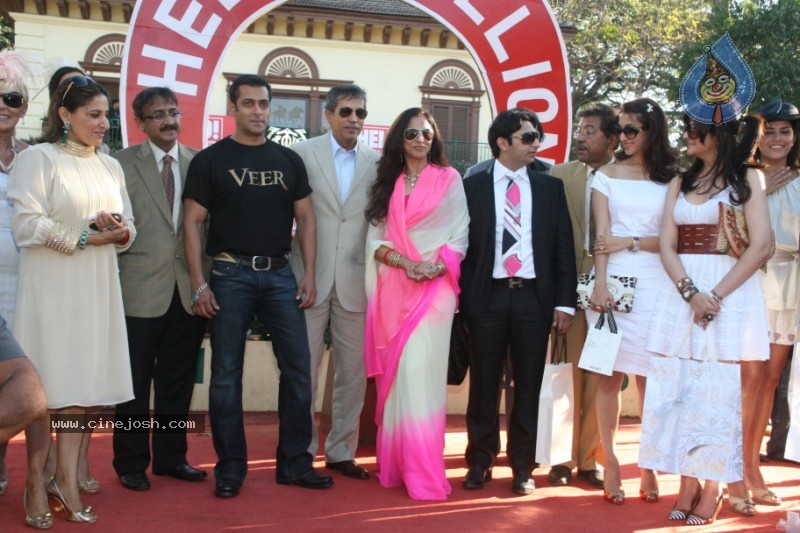 Salman Khan,Zarine Khan At Veer Exhibition Race - 19 / 43 photos