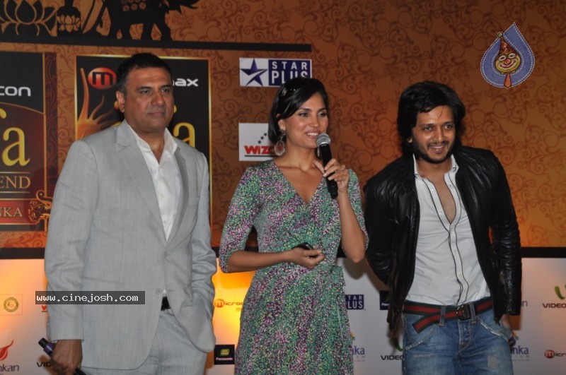 Salman, Lara Dutta, Ritesh at IIFA 2010 Press Meet - 40 / 40 photos