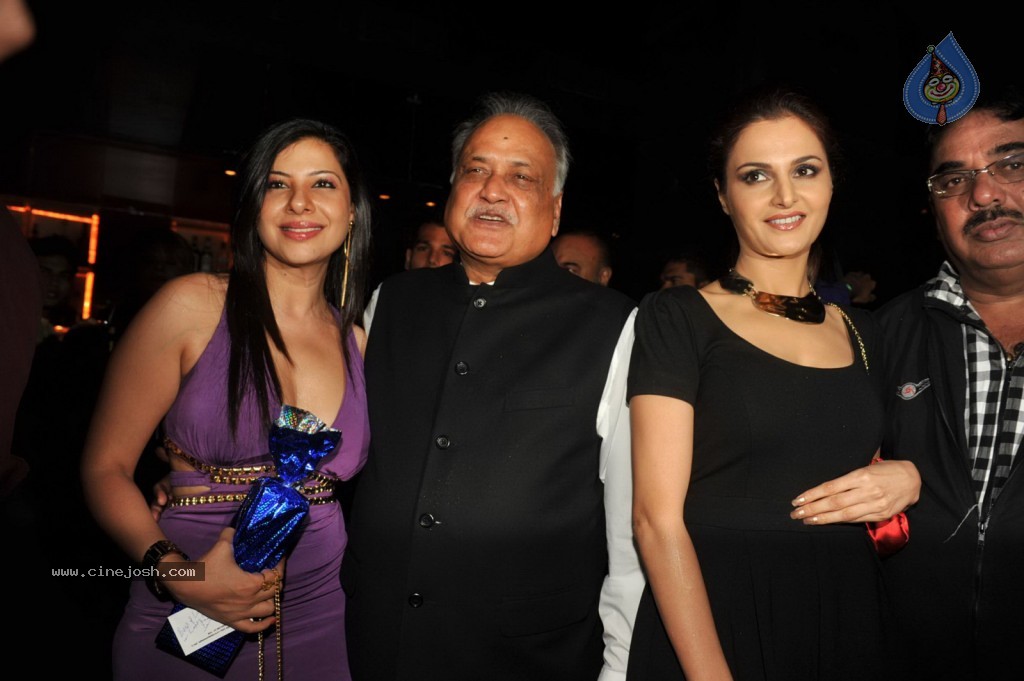 Sambhavana Seth Bday Party - 12 / 93 photos