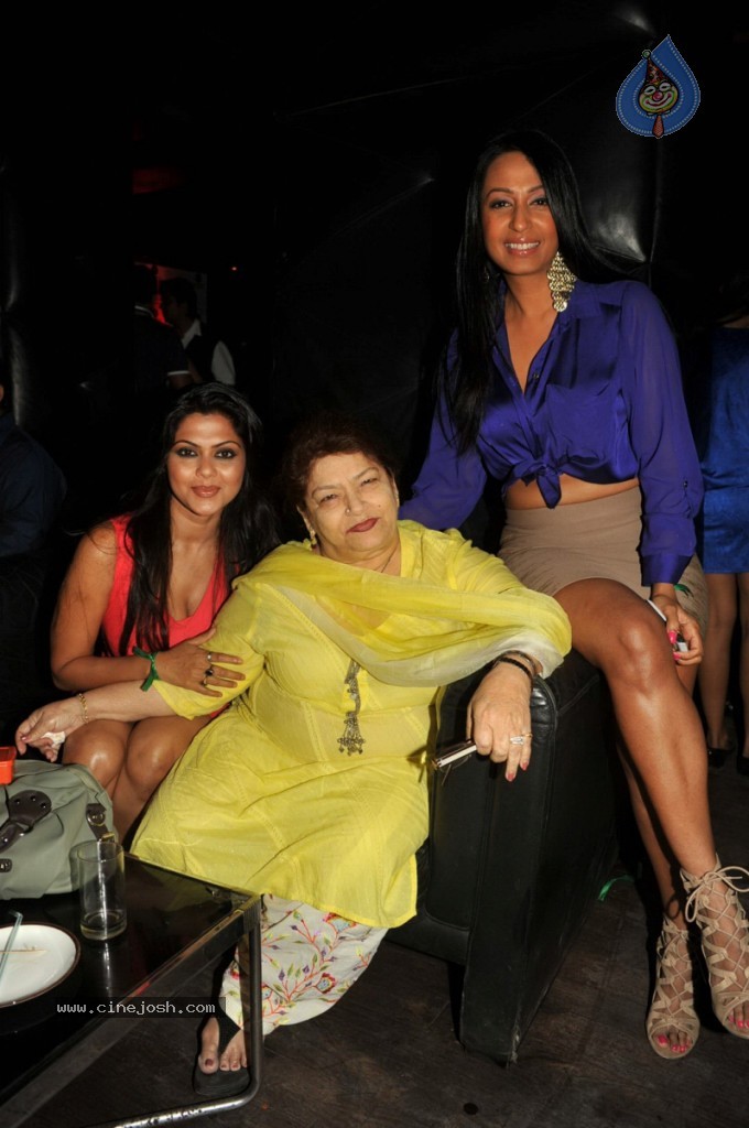 Sambhavana Seth Bday Party - 44 / 93 photos