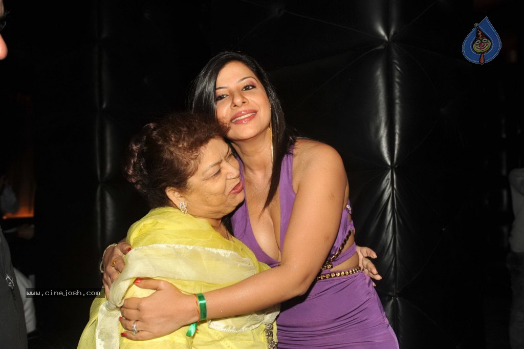 Sambhavana Seth Bday Party - 67 / 93 photos
