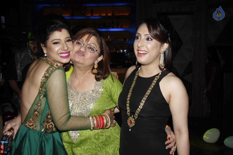 Sambhavna and Avinash Post Wedding Celebrations - 37 / 63 photos
