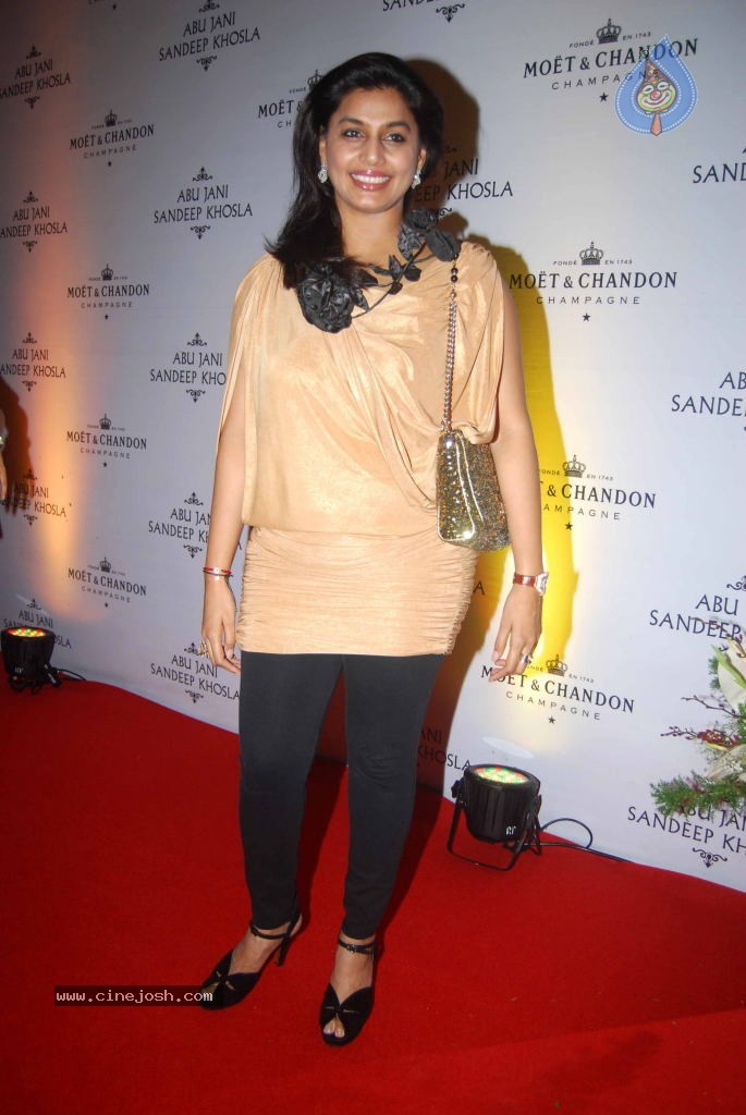 Sandeep Khosla 25th Anniversary Celebration - 22 / 32 photos