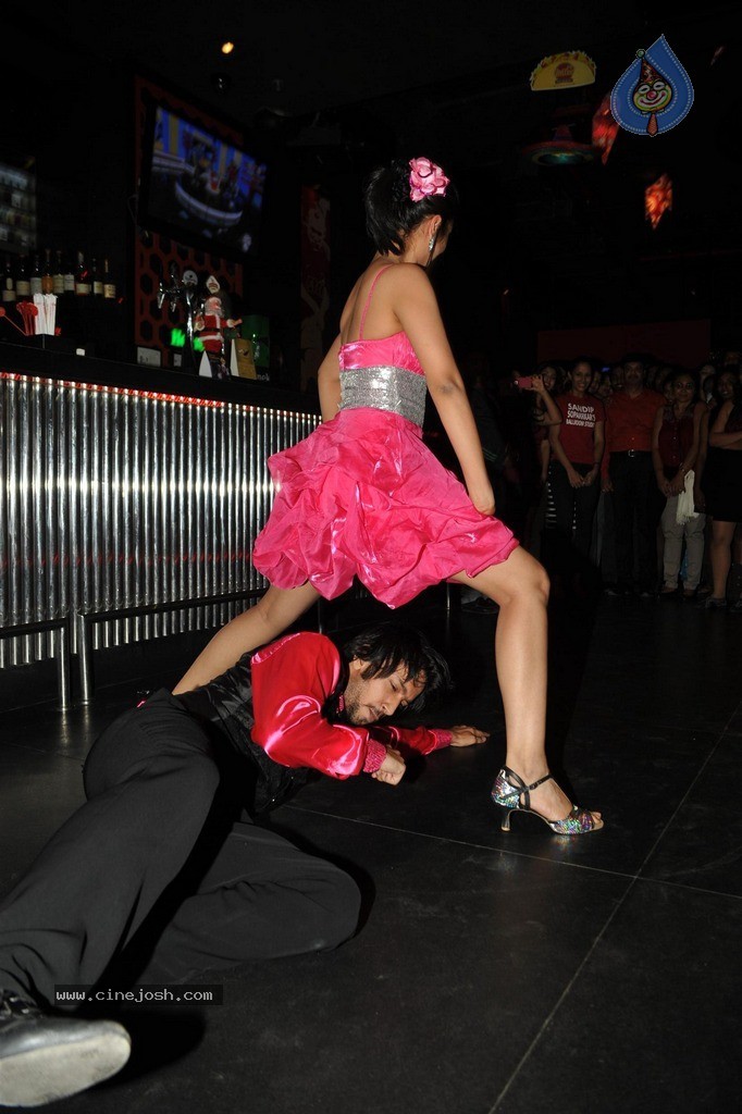 Sandip and Jesse Hosted Christmas Party - 23 / 105 photos