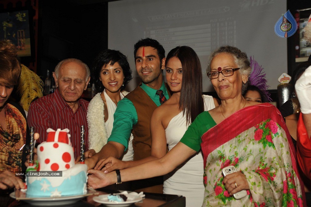 Sandip and Jesse Hosted Christmas Party - 38 / 105 photos