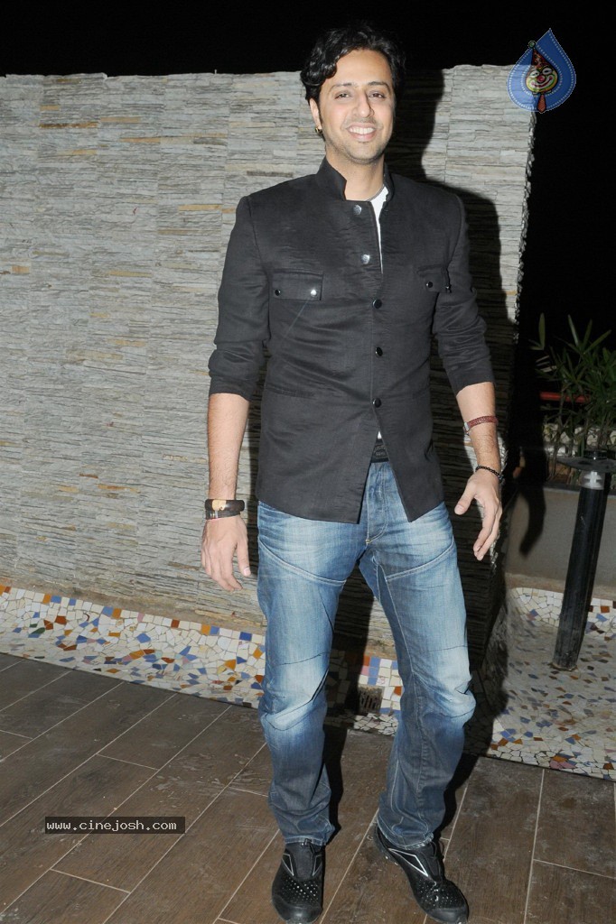 Sandip Soparkar Terrace Party Photos - 4 / 40 photos