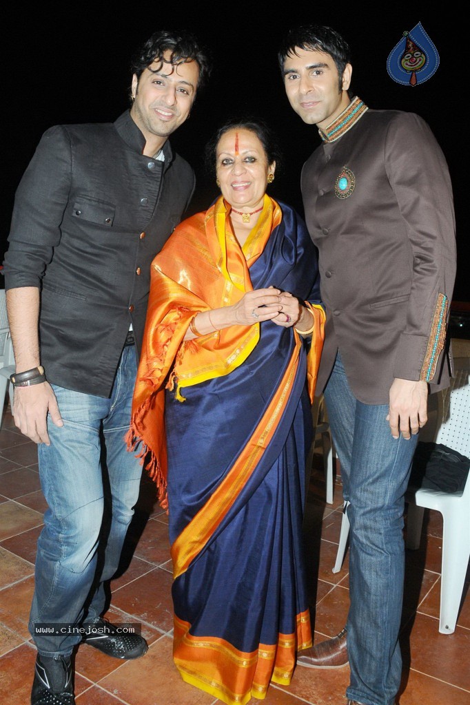 Sandip Soparkar Terrace Party Photos - 10 / 40 photos