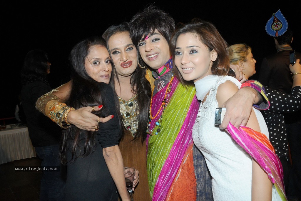 Sandip Soparkar Terrace Party Photos - 17 / 40 photos