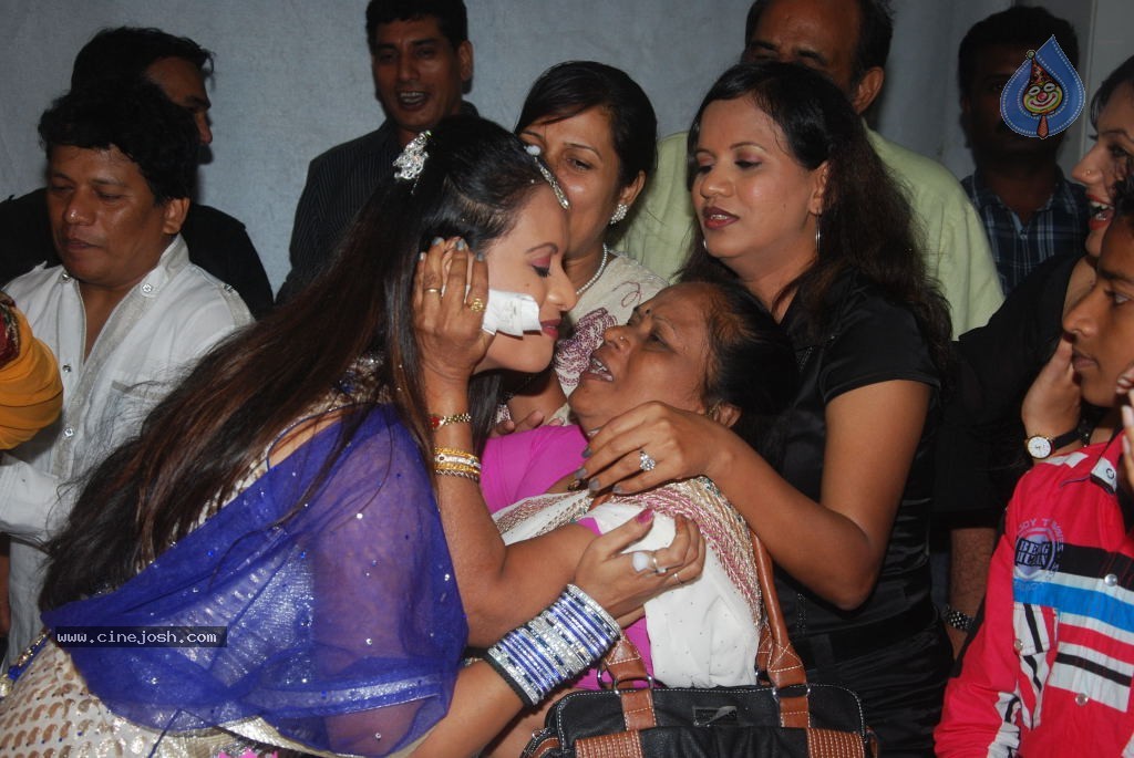 Sangeeta Tiwari Birthday Party - 11 / 29 photos