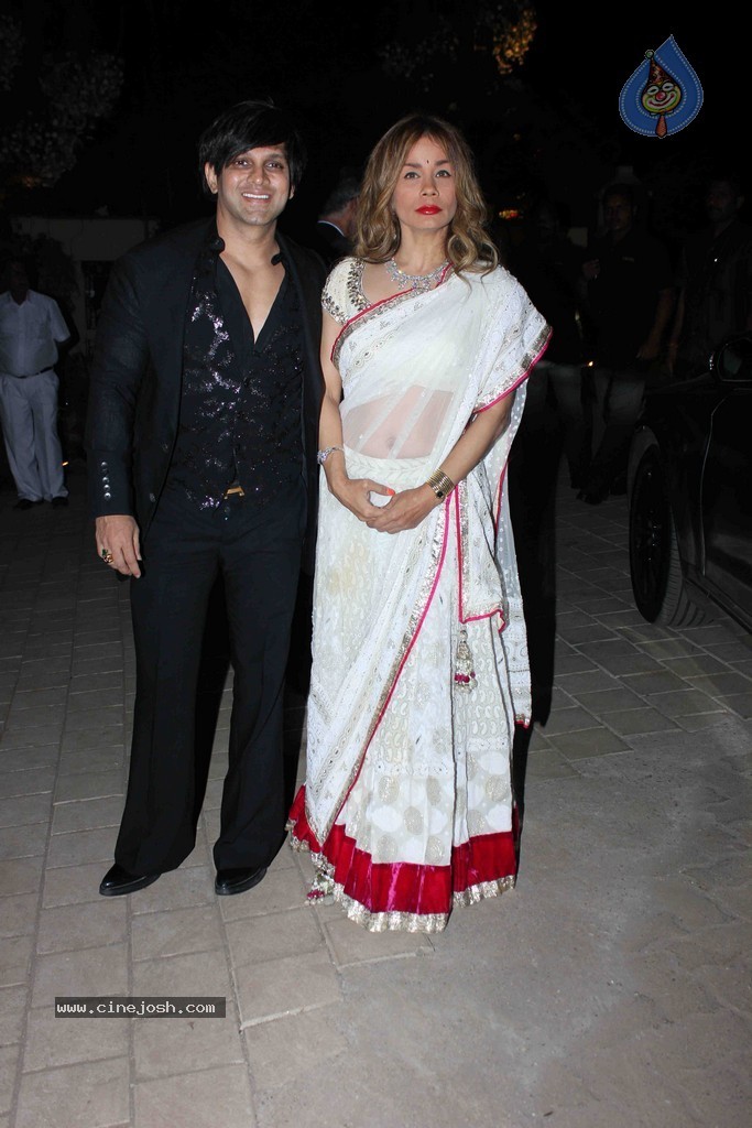 Sanjay Hindujas Pre Wedding Party - 29 / 31 photos