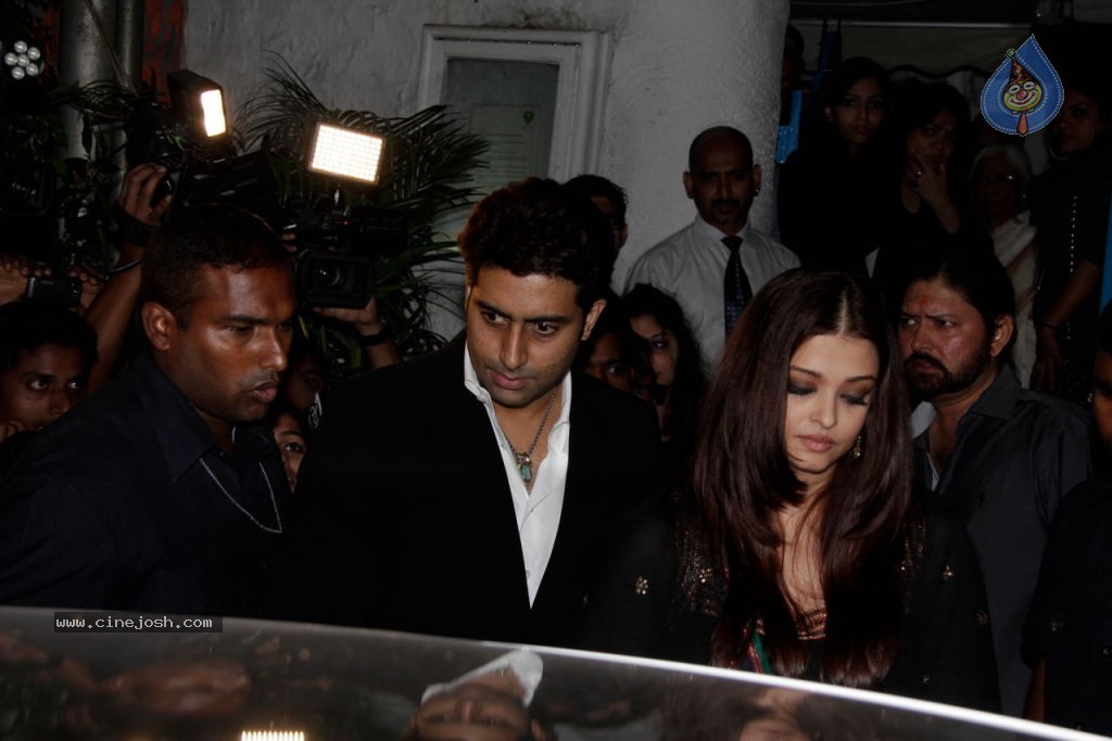 Sanjay Leela Bhansali Bday Party - 37 / 38 photos