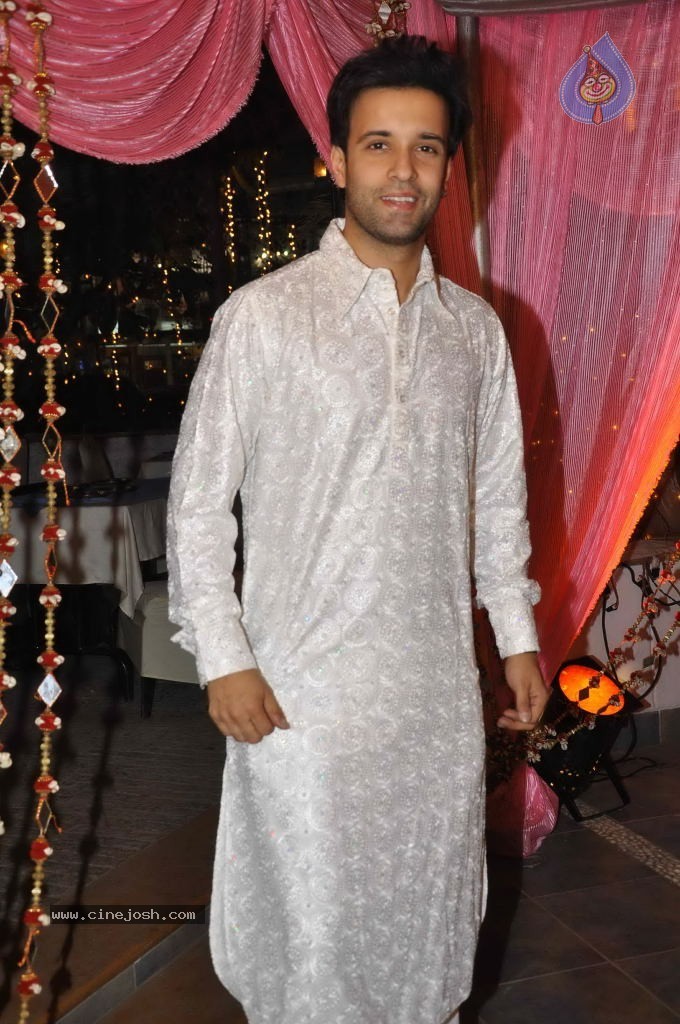 Sanjeeda Sheikh  Mehndi Ceremony - 1 / 57 photos