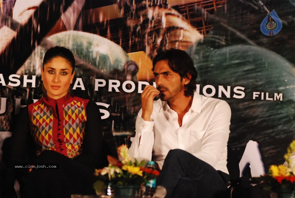 Satyagraha Movie Song Launch - 33 / 70 photos