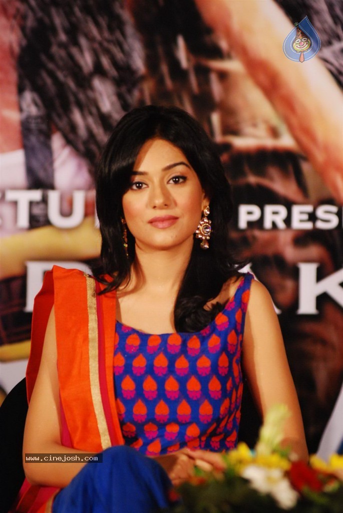 Satyagraha Movie Song Launch - 53 / 70 photos