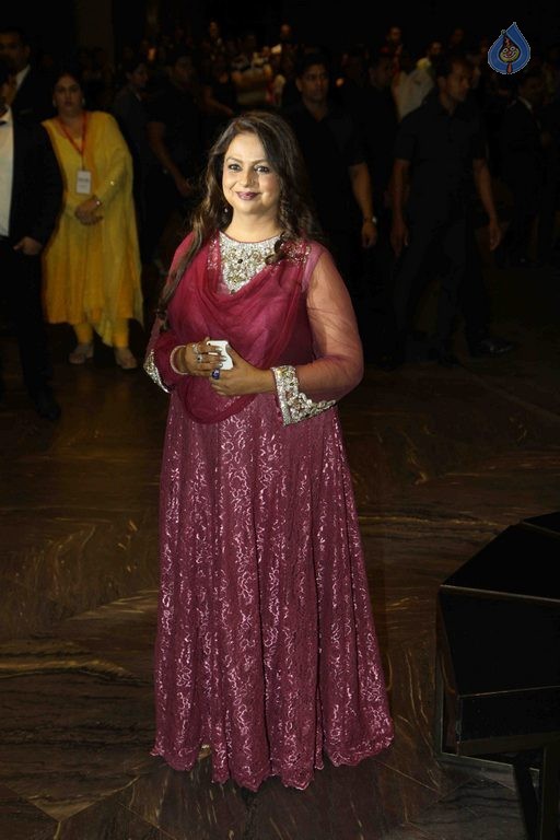 Shahid Kapoor and Mira Rajput Wedding Reception 1 - 49 / 54 photos