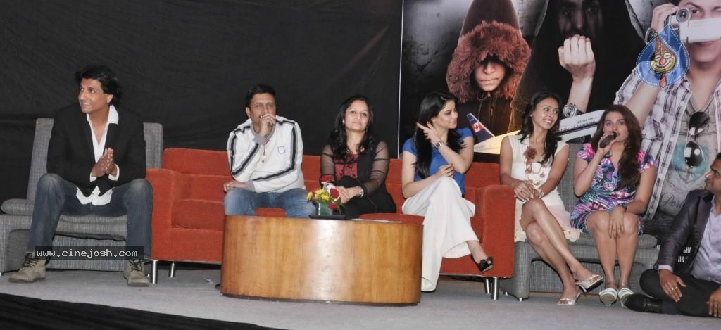 Shakal Pe Mat Ja Bollywood Movie Press Meet - 24 / 49 photos