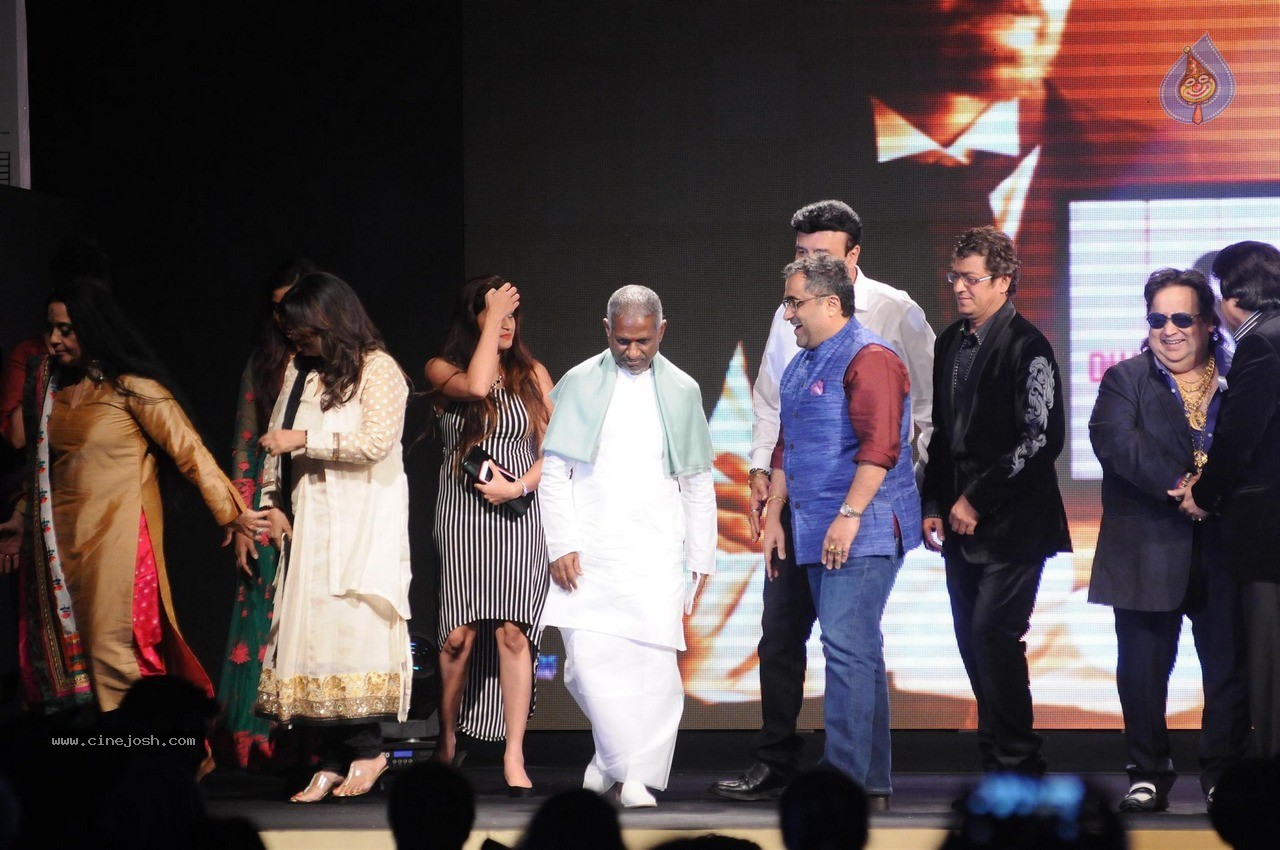 Shamitabh 2nd Trailer Launch - 27 / 88 photos