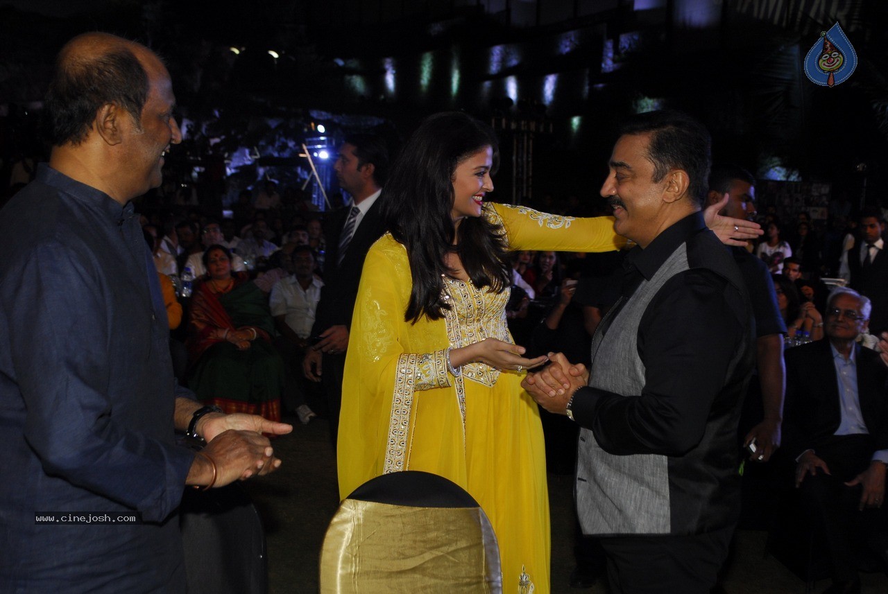 Shamitabh 2nd Trailer Launch - 41 / 88 photos