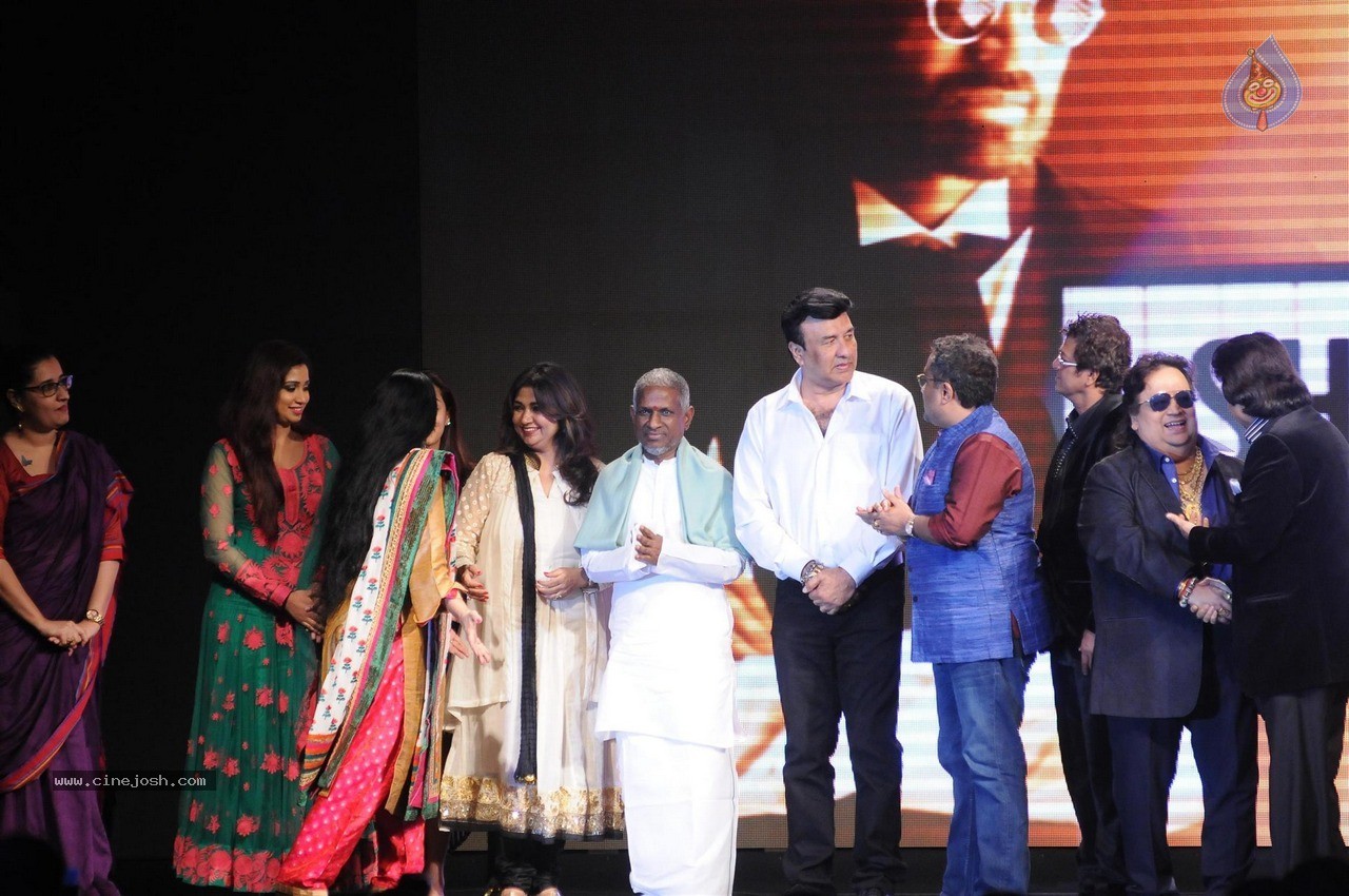 Shamitabh 2nd Trailer Launch - 48 / 88 photos