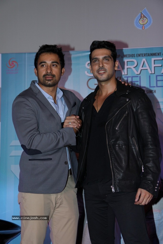 Sharafat Gayi Tel Lene Trailer Launch - 10 / 64 photos