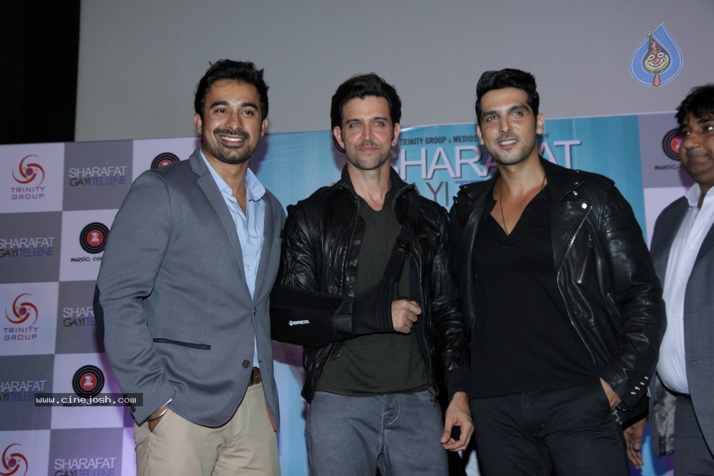Sharafat Gayi Tel Lene Trailer Launch - 49 / 64 photos