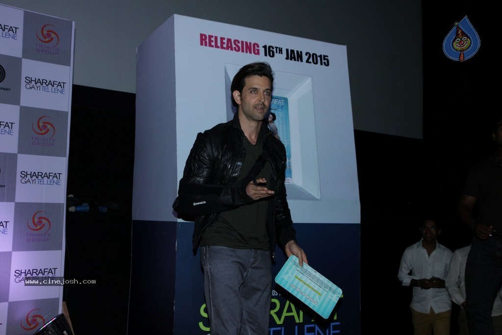 Sharafat Gayi Tel Lene Trailer Launch - 50 / 64 photos