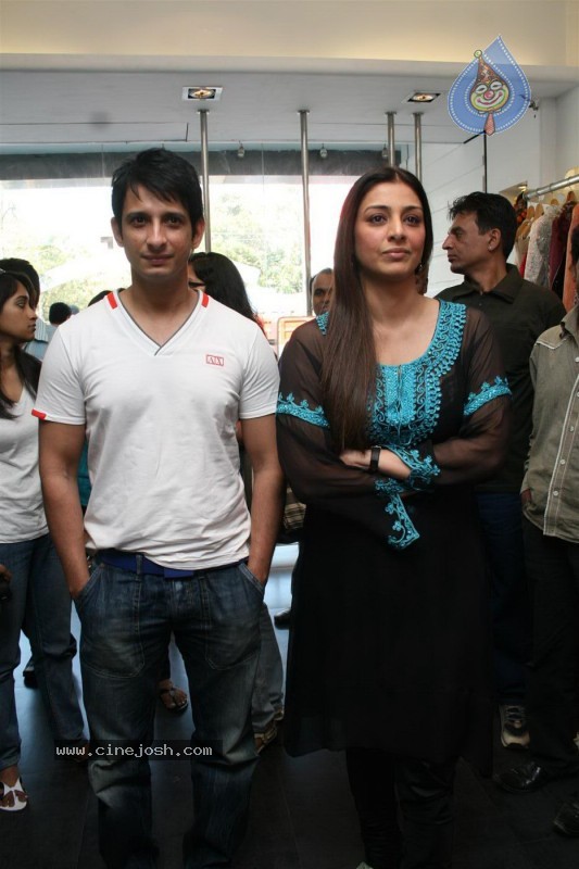  Sharman,Tabu Promote Toh Baat Pakki At Libas Stores - 13 / 24 photos