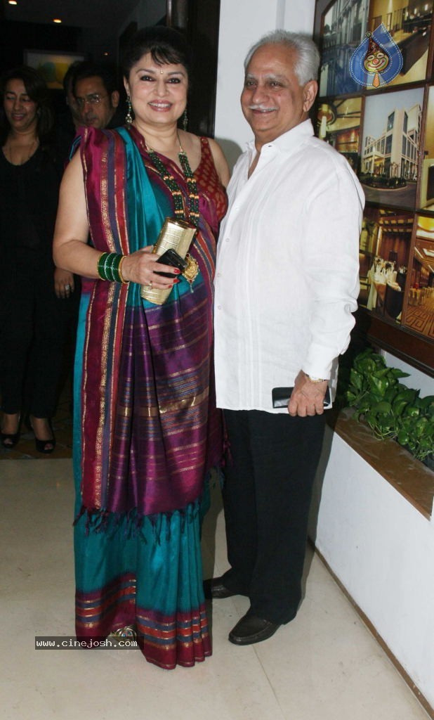 Shatrughan Sinha Birthday Party - 15 / 21 photos