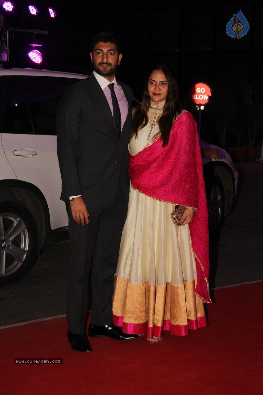 Shatrughan Sinha son Kush Sinha Wedding Reception 01 - 17 / 90 photos