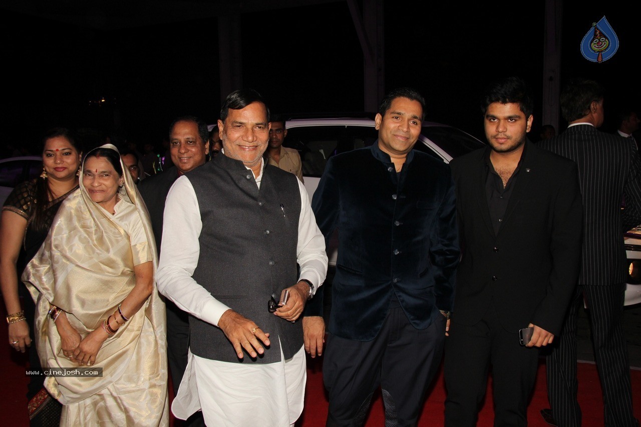 Shatrughan Sinha son Kush Sinha Wedding Reception 01 - 69 / 90 photos