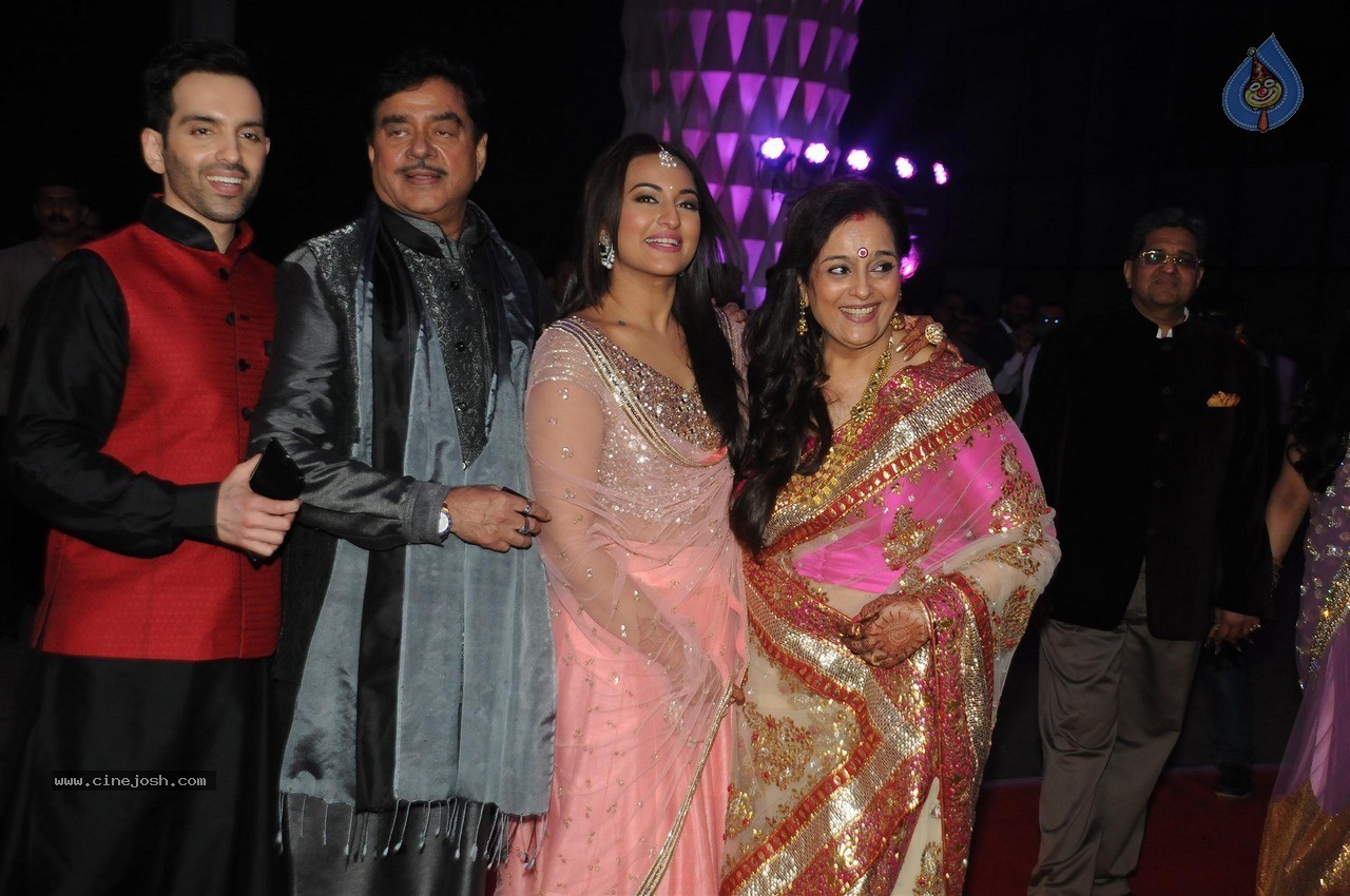 Shatrughan Sinha son Kush Sinha Wedding Reception 02 - 13 / 90 photos