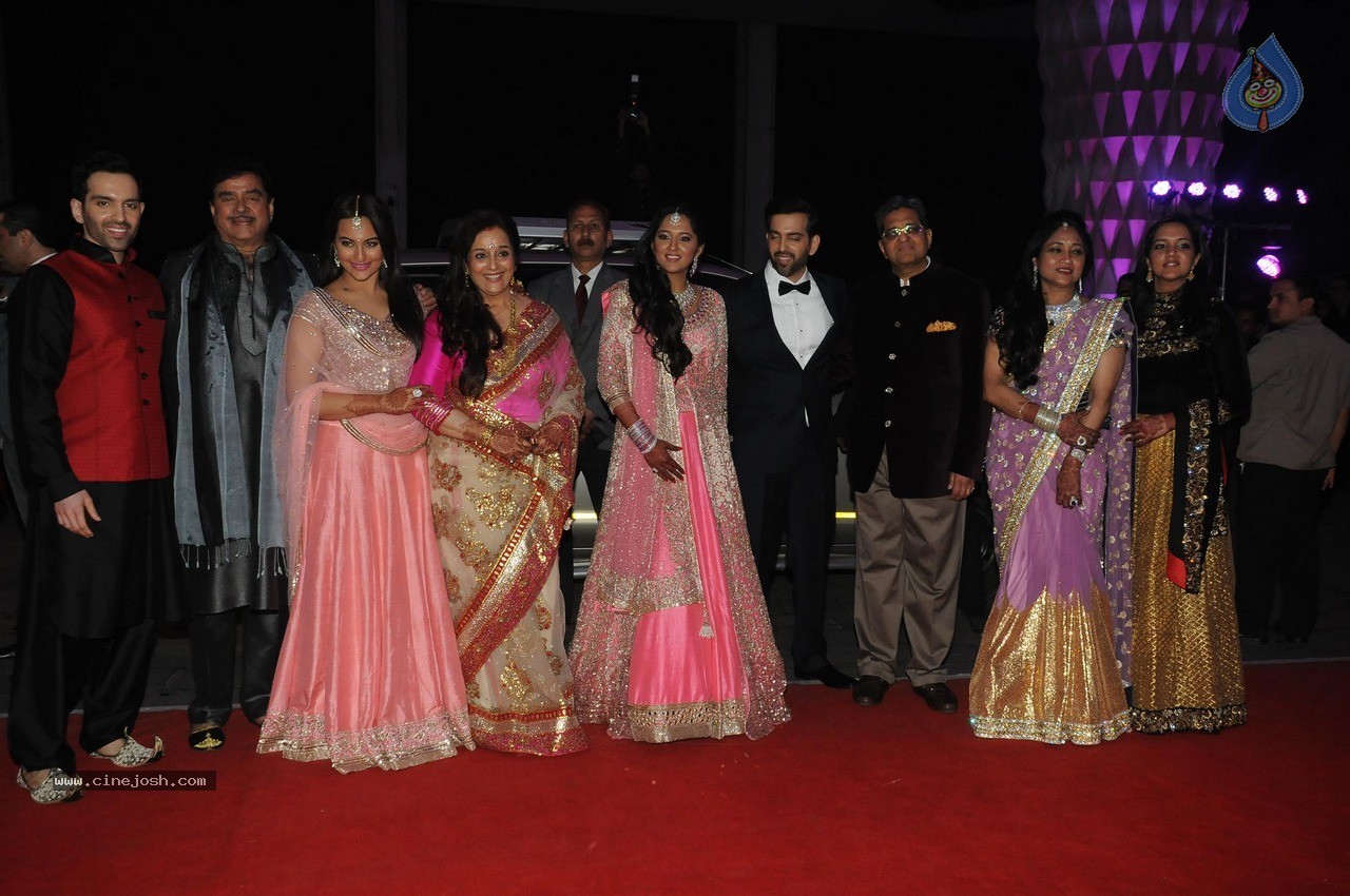 Shatrughan Sinha son Kush Sinha Wedding Reception 02 - 30 / 90 photos