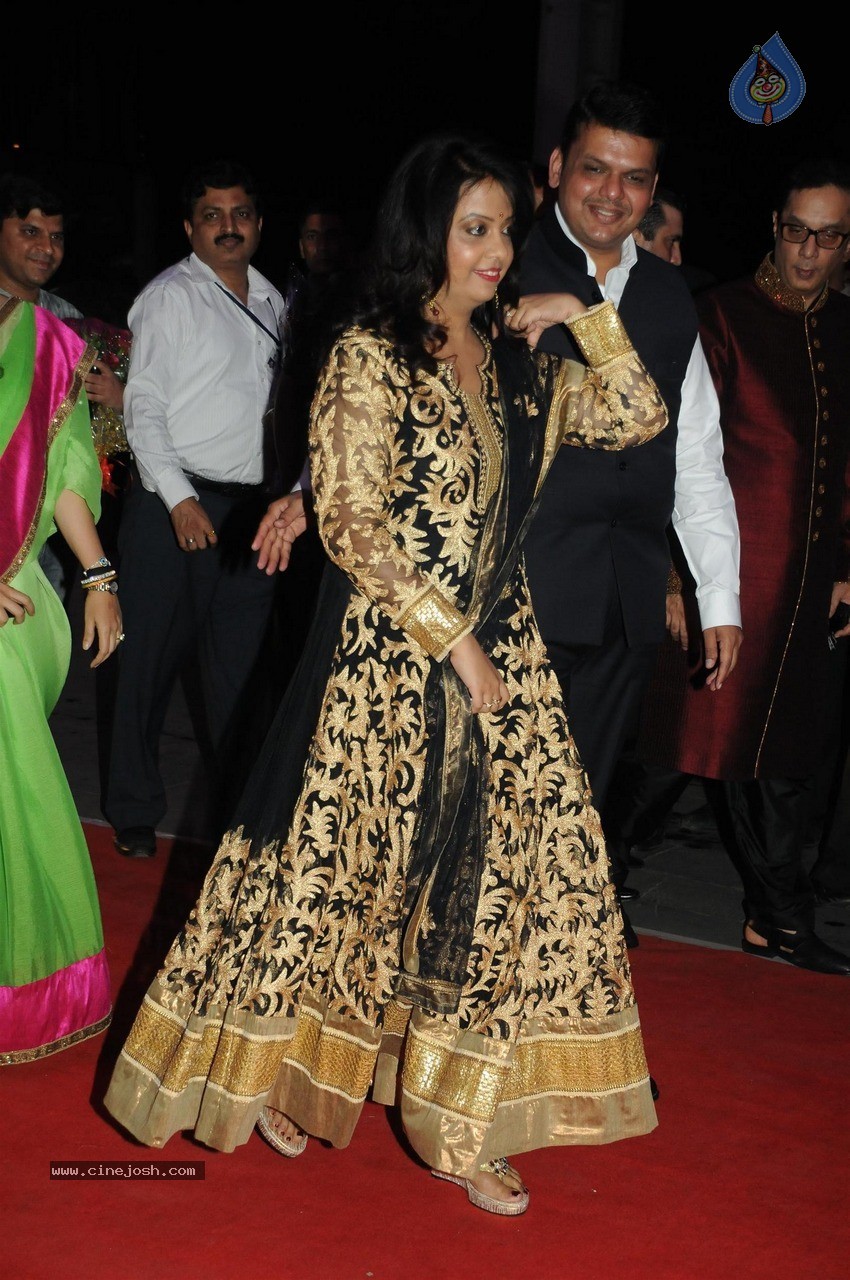 Shatrughan Sinha son Kush Sinha Wedding Reception 02 - 90 / 90 photos