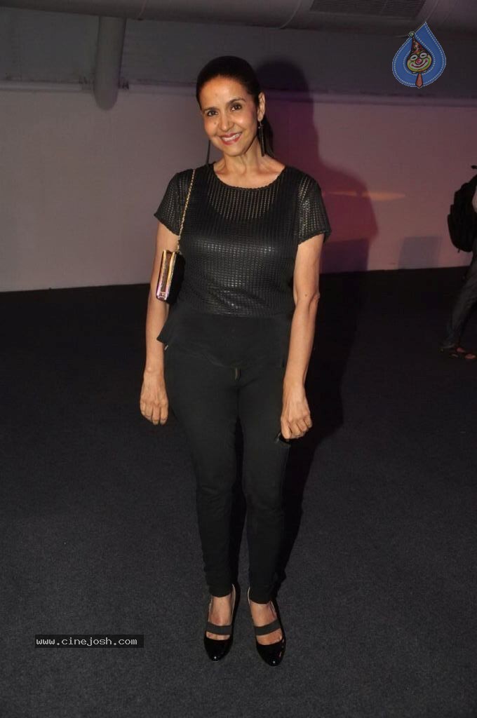 Shazahn Padamsee Walks the Ramp at Autumn Collection Event - 9 / 58 photos