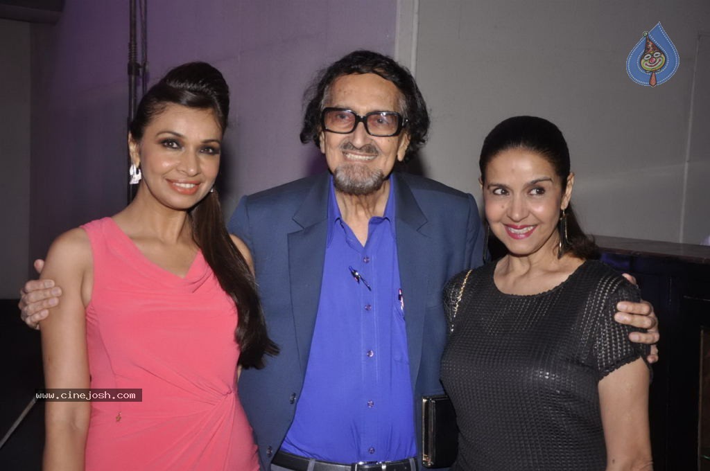 Shazahn Padamsee Walks the Ramp at Autumn Collection Event - 56 / 58 photos