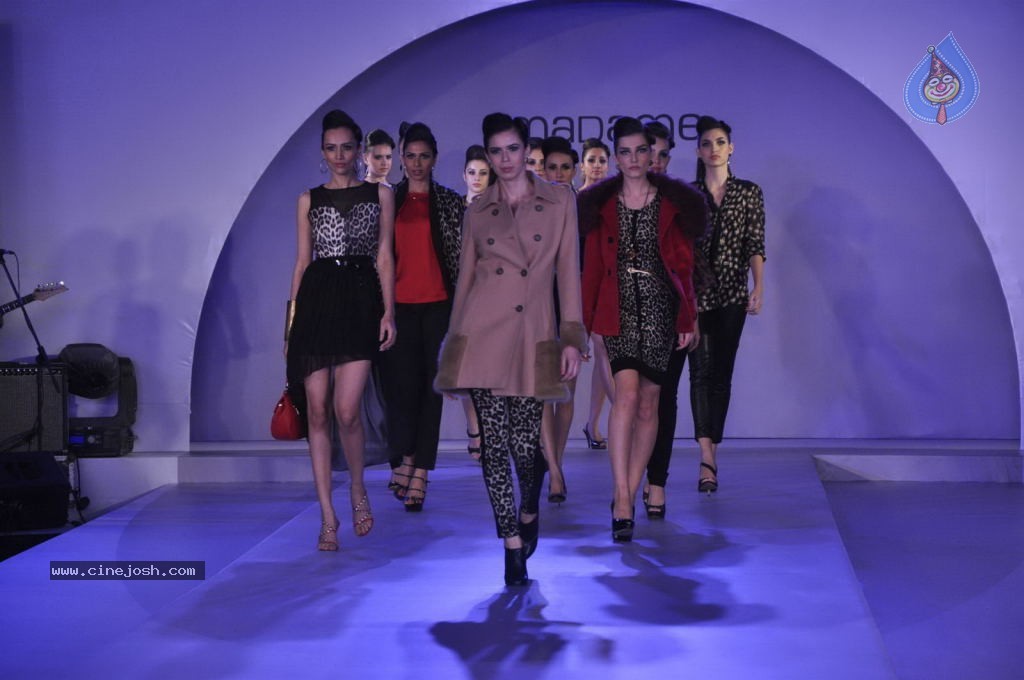 Shazahn Padamsee Walks the Ramp at Autumn Collection Event - 58 / 58 photos