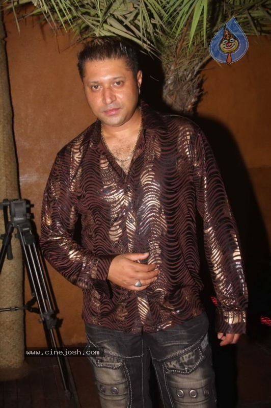 Sheesha Sky Lounge Gold Party - 46 / 62 photos
