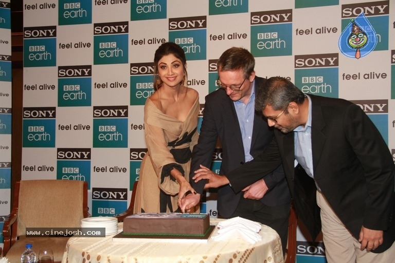 Shilpa Shetty At 1st Anniversary celebration of Sony BBC Earth - 4 / 21 photos
