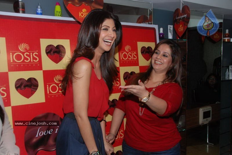Shilpa Shetty at IOSIS Event Gallery - 3 / 48 photos