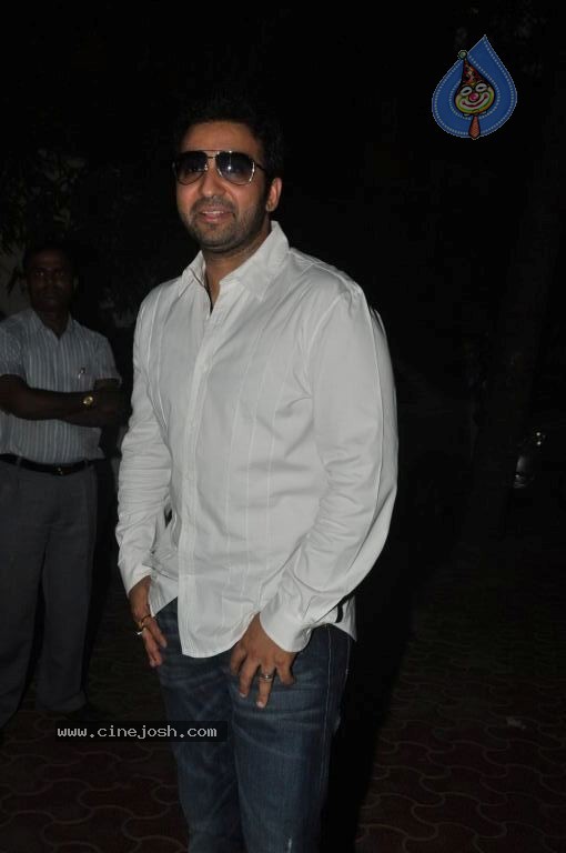 Celebs at Shilpa Shetty Baby Shower Function - 18 / 44 photos