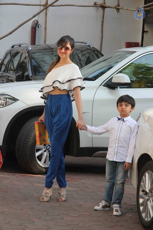 Shilpa Shetty Son Vivaan 5th Birthday Celebrations - 28 / 35 photos