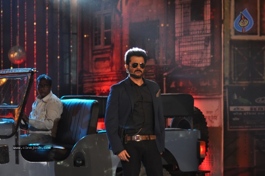 Shootout at Wadala Music Launch - 19 / 58 photos