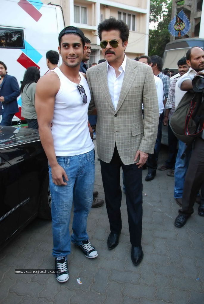 Shootout at Wadala Press Meet - 15 / 86 photos