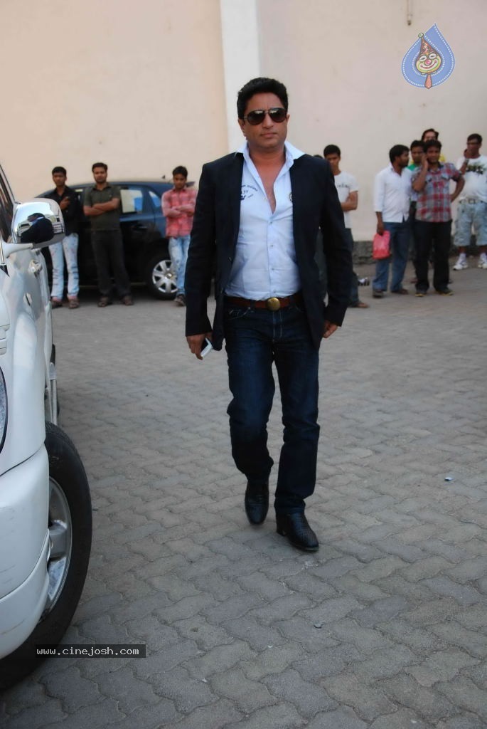 Shootout at Wadala Press Meet - 24 / 86 photos