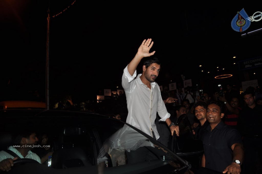 Shootout at Wadala Success Party - 12 / 69 photos