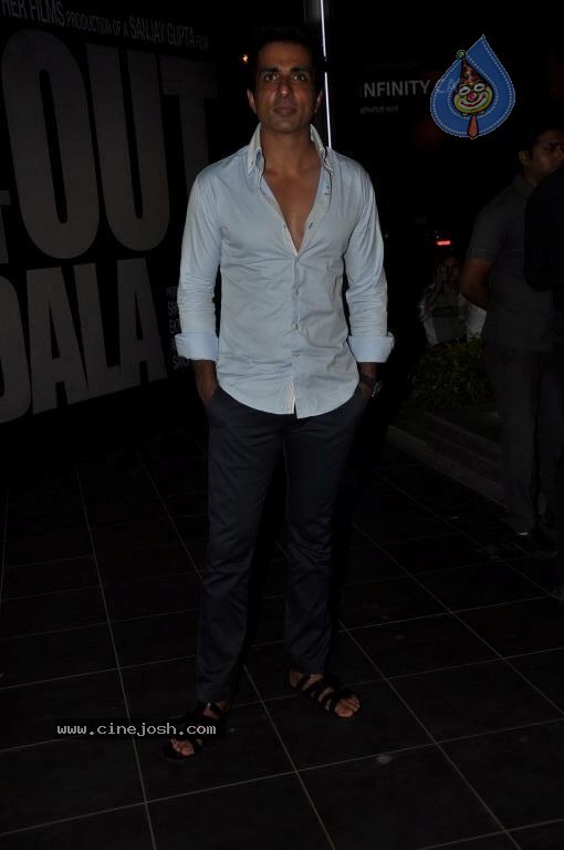 Shootout at Wadala Success Party - 26 / 69 photos
