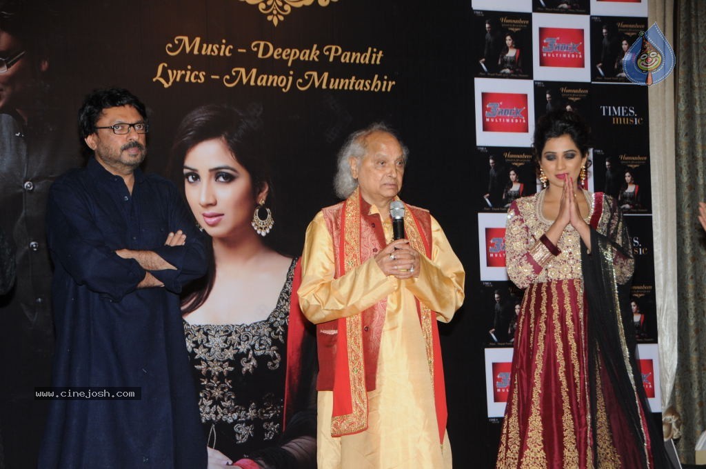 Shreya Ghoshal Humnasheen Ghazal Album Launch - 19 / 42 photos