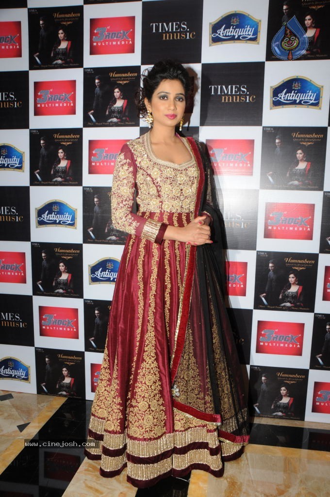 Shreya Ghoshal Humnasheen Ghazal Album Launch - 33 / 42 photos